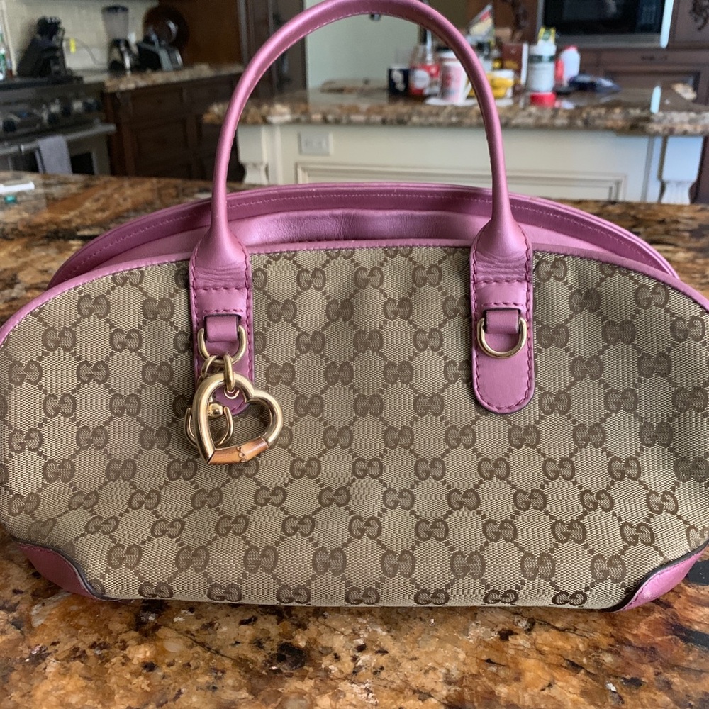 AUTHENTIC GUCCI